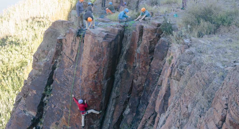 rock climbing class for teens